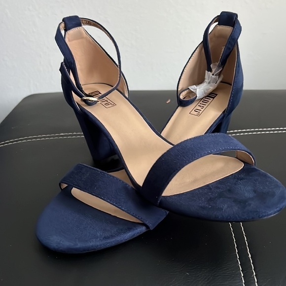 Blue suede open toed chunky heels with ankle strap size 10 - Picture 5 of 9